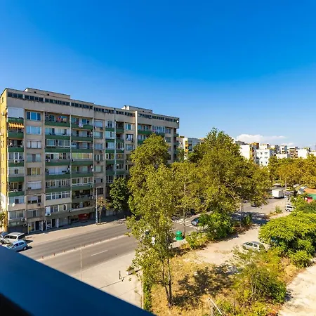 West Haven ~ 1bds In Centre * Plovdiv
